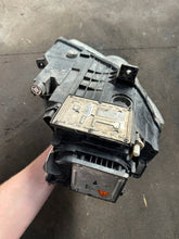 Load image into Gallery viewer, Frontscheinwerfer VW Passat 89312659 Xenon Links Scheinwerfer Headlight
