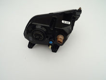 Laden Sie das Bild in den Galerie-Viewer, Frontscheinwerfer Ford AR33-13005-BD AR33-13006-BD Ein Satz Headlight SCH7766664156st