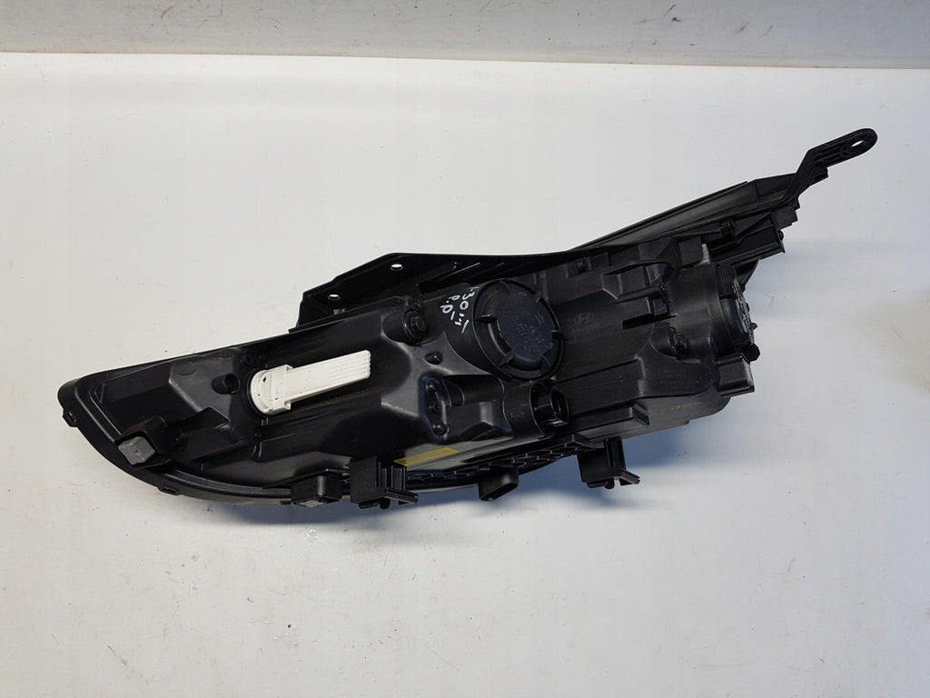 Frontscheinwerfer Hyundai I30 III 92102-G4030 Rechts Scheinwerfer Headlight