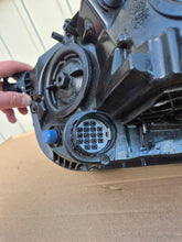 Laden Sie das Bild in den Galerie-Viewer, Frontscheinwerfer Jaguar Xe GX73-13W029-HE Rechts Scheinwerfer Headlight SCH4922498989eb