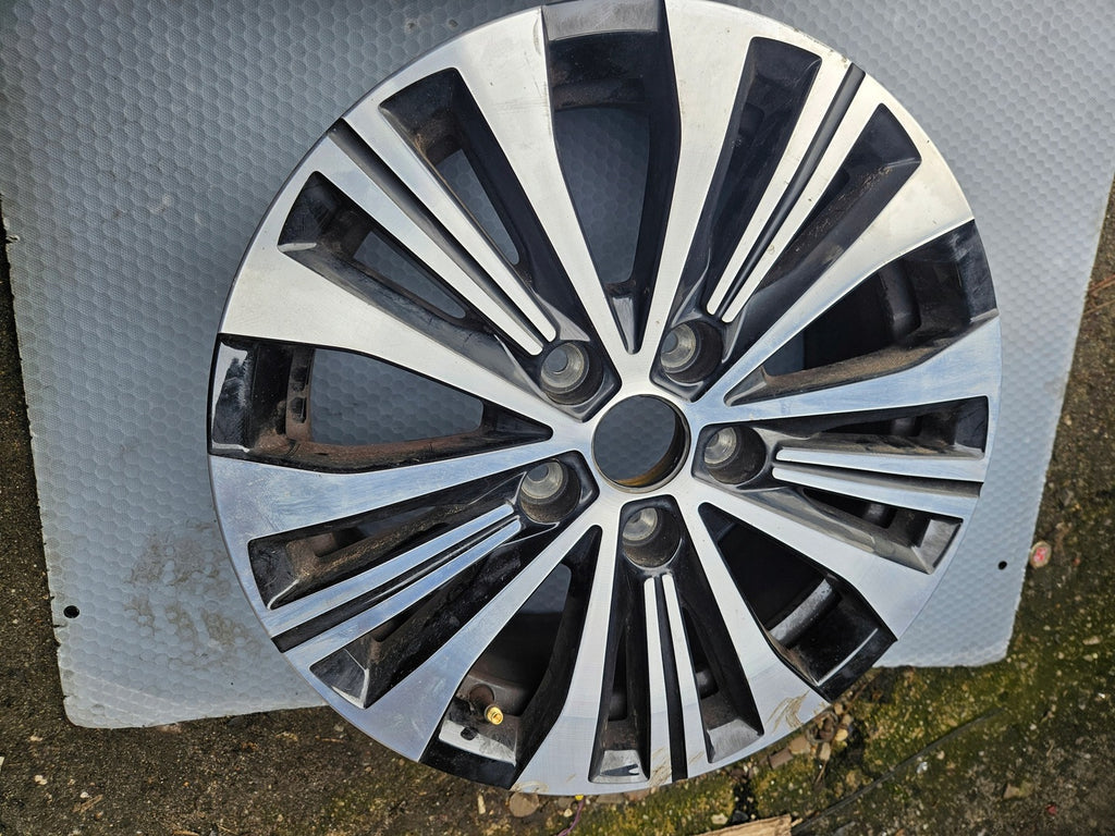 1x Alufelge 16 Zoll 6.5" 5x114.3 44ET Glanz Schwarz 403007870R Renault Rim Wheel