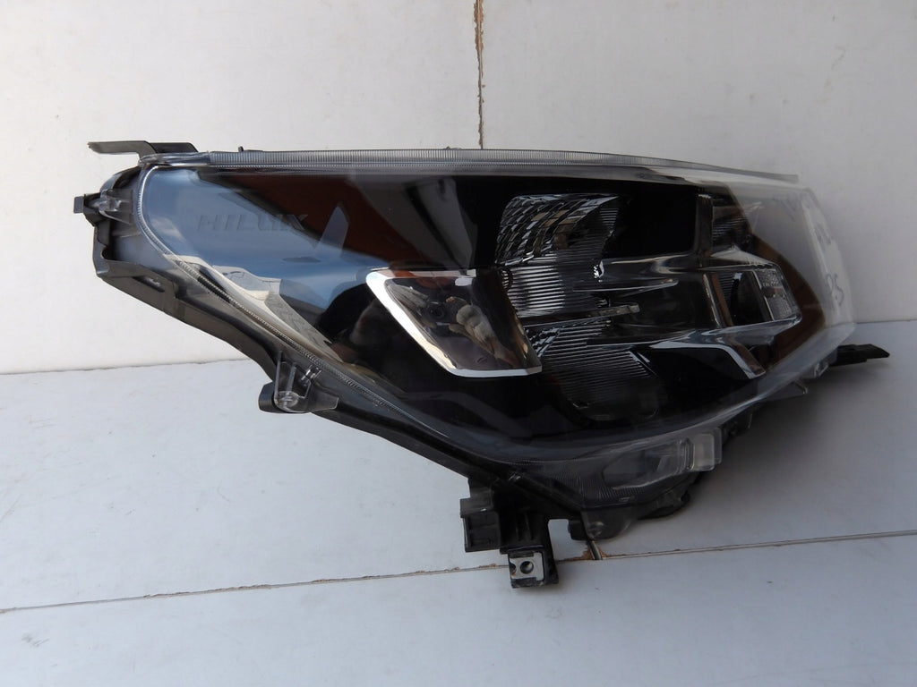 Frontscheinwerfer Toyota Hilux VIII Rechts Scheinwerfer Headlight SCH5663443895fb
