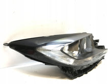 Laden Sie das Bild in den Galerie-Viewer, Frontscheinwerfer Toyota Aygo X 0H-31 Rechts Scheinwerfer Headlight