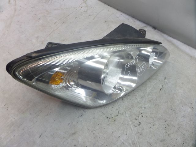 Frontscheinwerfer Kia Ceed 92102-1H000 Rechts Scheinwerfer Headlight