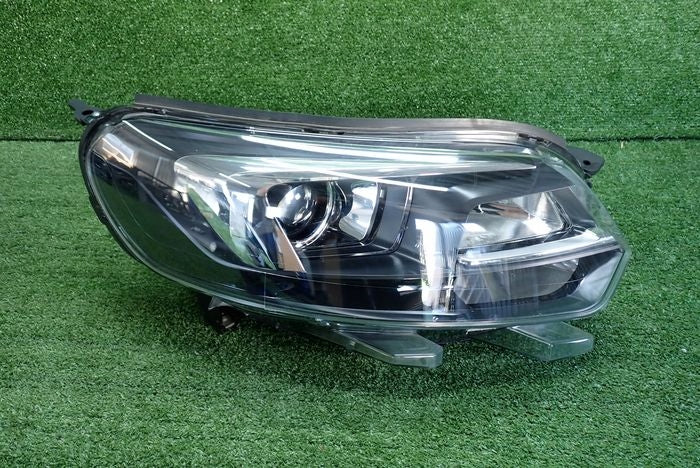 Frontscheinwerfer Opel Zafira C Vivaro 9832836480-00 Rechts Headlight SCH7435739794tl