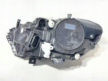Laden Sie das Bild in den Galerie-Viewer, Frontscheinwerfer Mercedes-Benz W177 A1779062206 LED Rechts Headlight SCH6836977797kv