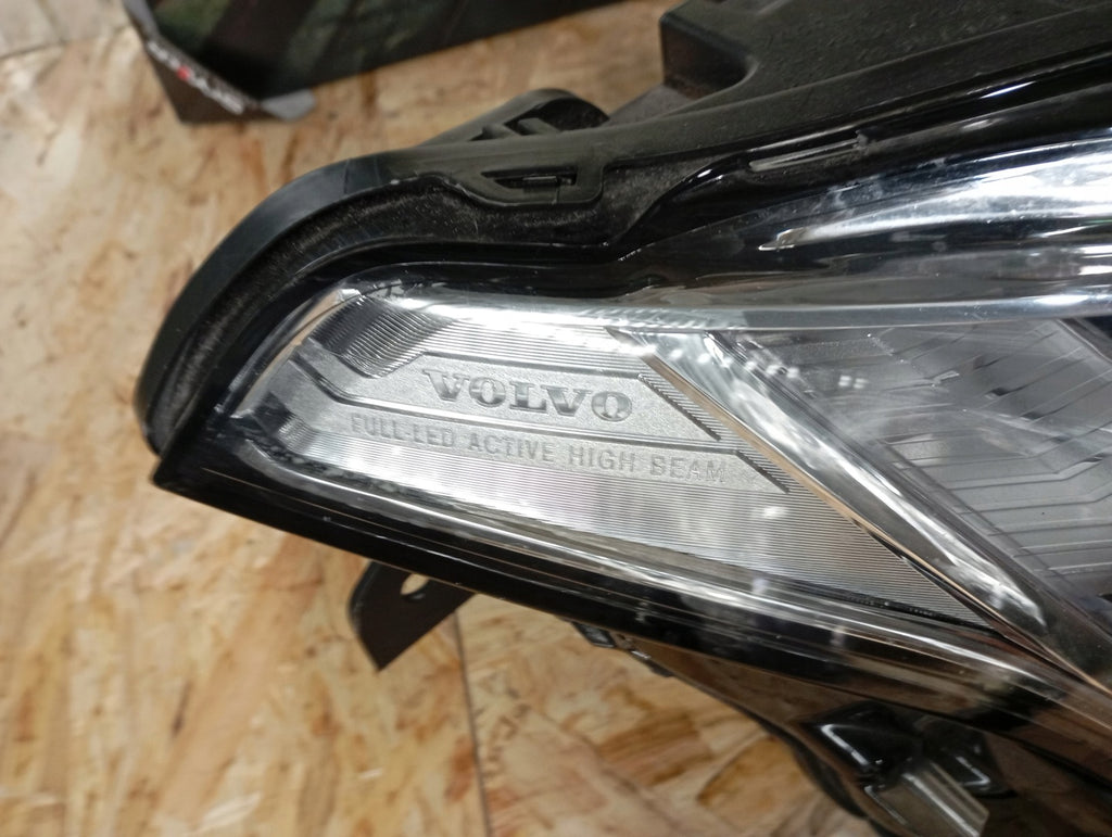 Frontscheinwerfer Volvo Xc90 32228689 31468918 LED Ein Stück (Rechts oder Links)