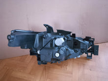 Laden Sie das Bild in den Galerie-Viewer, Frontscheinwerfer Mazda Cx5 KB8N51040 LED Links Scheinwerfer Headlight