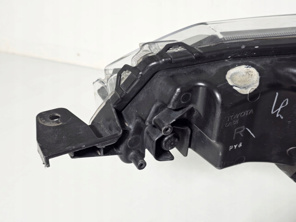 Frontscheinwerfer Toyota Avensis Rechts Scheinwerfer Headlight SCH6279861763vm
