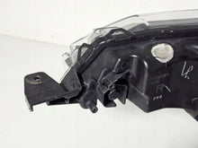 Laden Sie das Bild in den Galerie-Viewer, Frontscheinwerfer Toyota Avensis Rechts Scheinwerfer Headlight SCH6279861763vm