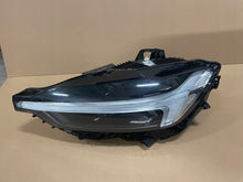 Load image into Gallery viewer, Frontscheinwerfer Volvo Xc60 II 32338976 Full LED Links Scheinwerfer Headlight SCH8801453357lm