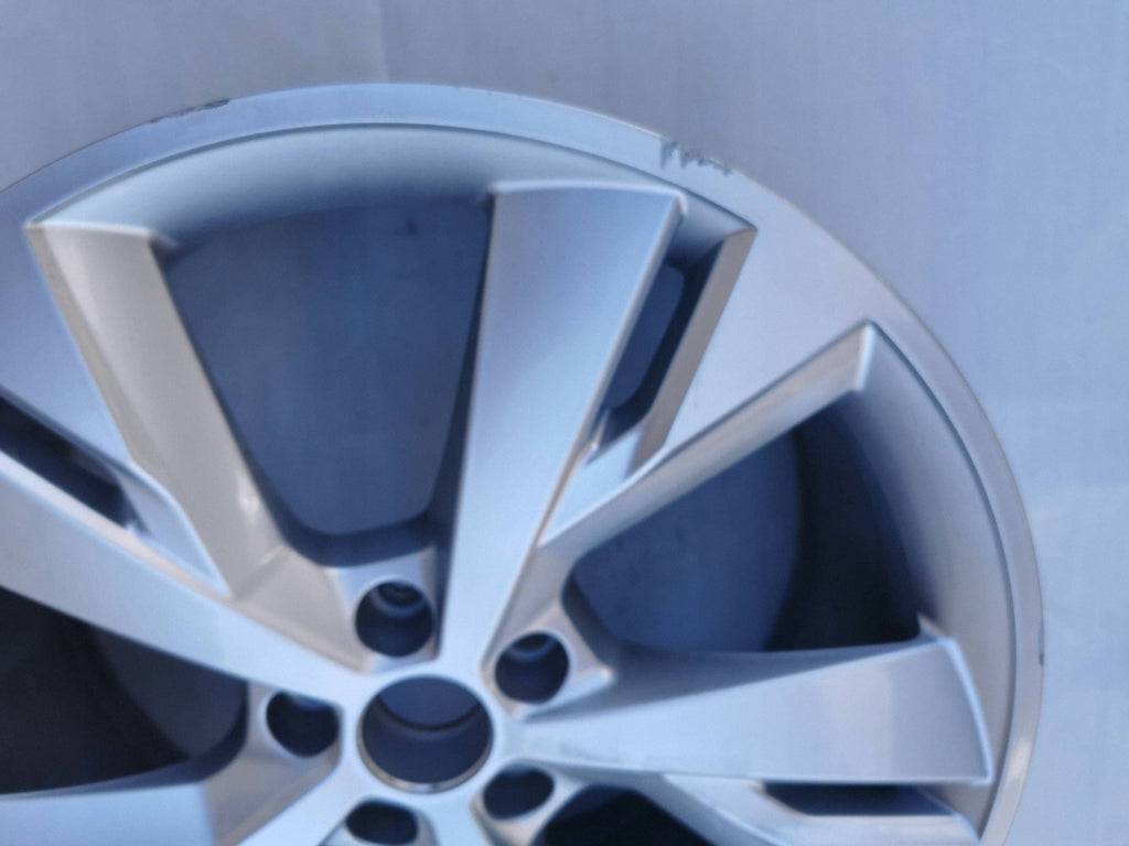 1x Alufelge 20 Zoll 5x112 45ET 89A601025M Audi E-Tron Sportback Q4 Rim Wheel FEL2501345093un