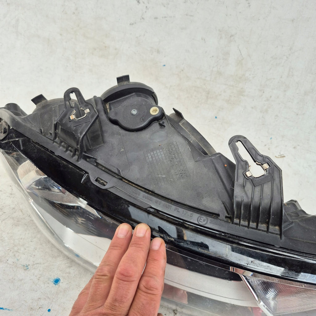 Frontscheinwerfer Audi A1 82A941004 Rechts Scheinwerfer Headlight SCH1453173944oc