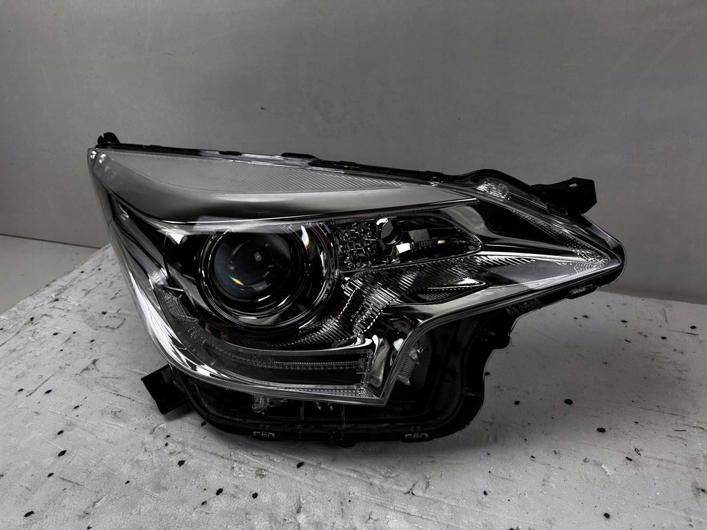 Frontscheinwerfer Toyota Verso S Rechts Scheinwerfer Headlight SCH5642040360zb