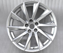 Load image into Gallery viewer, 1x Alufelge 18 Zoll 9.5" 5x108 27ET Glanz Silber EX53-1007-BA Jaguar F-Type FEL4349931204pu