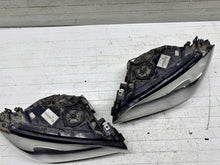 Laden Sie das Bild in den Galerie-Viewer, Frontscheinwerfer BMW 7 F01 F02 7182149 7182150 Xenon Ein Satz Headlight SCH2058605802rn