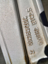 Laden Sie das Bild in den Galerie-Viewer, 1x Alufelge 19 Zoll 8.0&quot; 5x108 42 5ET 31423021 31471604 Volvo Xc90 Rim Wheel