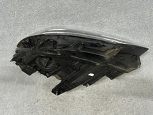 Laden Sie das Bild in den Galerie-Viewer, Frontscheinwerfer VW Passat B8 3G1941036P- LED Rechts Scheinwerfer Headlight