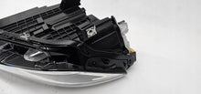 Laden Sie das Bild in den Galerie-Viewer, Frontscheinwerfer VW T-Roc 2GA941006F 90198871 LED Rechts Scheinwerfer Headlight