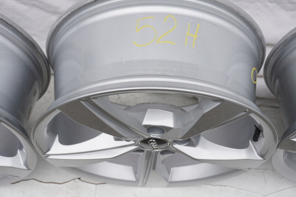 4x Alufelge 17 Zoll 7.5" 5x112 38ET Glanz Silber 8W0601025EH Audi B9 Rim Wheel FEL4852834471yy