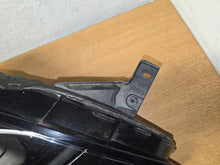Laden Sie das Bild in den Galerie-Viewer, Frontscheinwerfer Ford Puma L1TB-13E014-GG FALSE Scheinwerfer Headlight SCH7320822470um