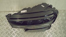 Laden Sie das Bild in den Galerie-Viewer, Frontscheinwerfer Skoda Karoq 57B941009 LED Links Scheinwerfer Headlight SCH1483257701py