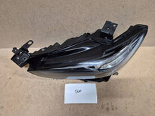 Laden Sie das Bild in den Galerie-Viewer, Frontscheinwerfer Mazda 6 LED Links Scheinwerfer Headlight SCH7665990741gw