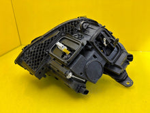 Laden Sie das Bild in den Galerie-Viewer, Frontscheinwerfer Mercedes-Benz W213 A2139067506 LED Links Headlight SCH8204345168ti