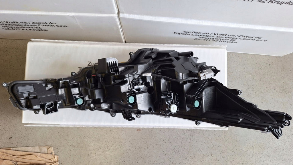 Frontscheinwerfer Toyota 81150-02S60 LED Links Scheinwerfer Headlight SCH6980657635pv