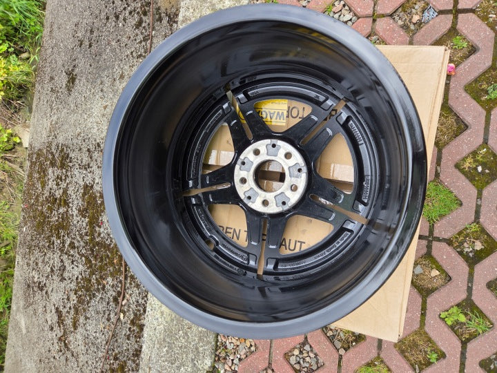 1x Alufelge 18 Zoll 9.0" 5x112 58ET Glanz Schwarz A2064016600 Mercedes-Benz W206 FEL6076362725br