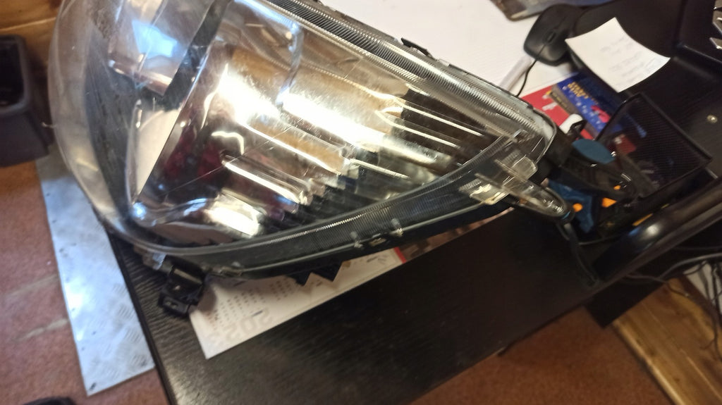 Frontscheinwerfer Mitsubishi Space Star W0563 Links Scheinwerfer Headlight