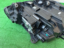 Laden Sie das Bild in den Galerie-Viewer, Frontscheinwerfer BMW 2 F44 9478449 Links Scheinwerfer Headlight