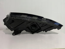 Laden Sie das Bild in den Galerie-Viewer, Frontscheinwerfer Skoda Octavia III 5E1941016D LED Rechts Scheinwerfer Headlight SCH5049249410ae