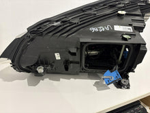 Laden Sie das Bild in den Galerie-Viewer, Frontscheinwerfer Mercedes-Benz Eqs A2969069201 LED Rechts Headlight SCH1114541317vi