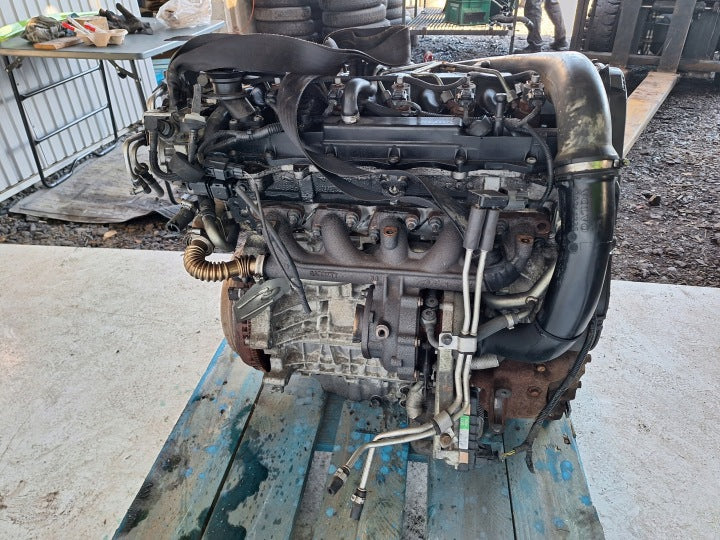 Motor Volvo S40 D5244T 2.4 180PS 120kW Diesel Engine Komplett MOT1139087834bb