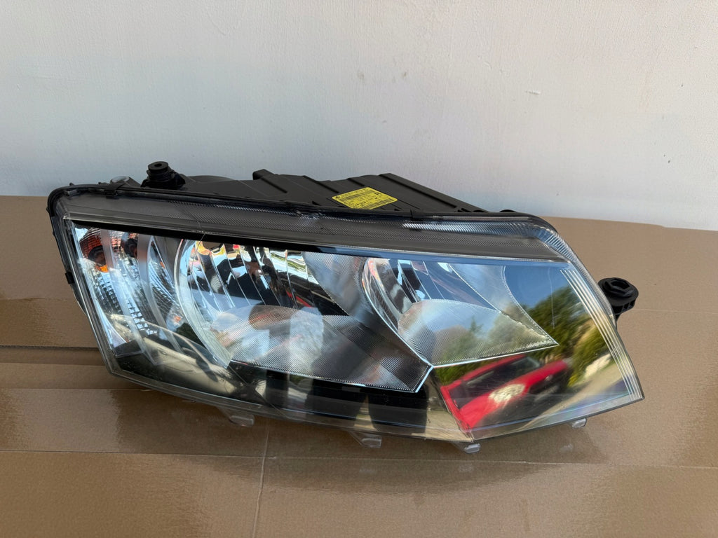 Frontscheinwerfer Skoda Octavia III 5E1941016 Rechts Scheinwerfer Headlight SCH4169906095jc