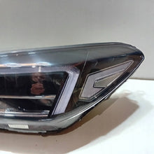 Laden Sie das Bild in den Galerie-Viewer, Frontscheinwerfer Hyundai Tucson Tl 92102D7700 92101D7700 Rechts oder Links