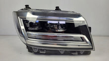 Laden Sie das Bild in den Galerie-Viewer, Frontscheinwerfer Man Tge Crafter 7C1941036 LED Rechts Scheinwerfer Headlight SCH8758830024pt