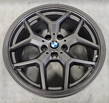 Laden Sie das Bild in den Galerie-Viewer, 1x Alufelge 18 Zoll 7.5" 5x112 23ET Matt Grau 5A324D5 BMW Rim Wheel FEL6625587323dw