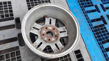 Laden Sie das Bild in den Galerie-Viewer, 1x Alufelge 15 Zoll 6.0" 5x114.3 50ET Silber S9A560A Honda Rim Wheel FEL9735534308ew