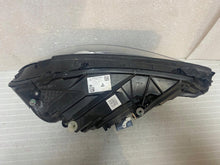 Laden Sie das Bild in den Galerie-Viewer, Frontscheinwerfer Mercedes-Benz W177 A1779064703 LED Links Headlight SCH7000621399ps