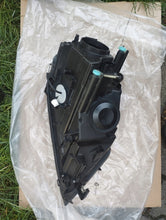 Load image into Gallery viewer, Frontscheinwerfer Audi A3 8PO941003AM Xenon Links Scheinwerfer Headlight
