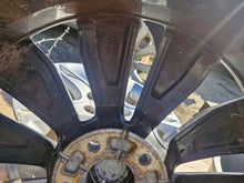 Laden Sie das Bild in den Galerie-Viewer, 1x Alufelge 16 Zoll 6.5&quot; 4x100 44ET Glanz Silber 403005079 Renault Rim Wheel