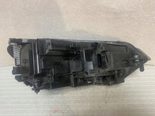 Load image into Gallery viewer, Frontscheinwerfer VW Touran 5TB941081A Full LED FALSE Scheinwerfer Headlight SCH4042178777ip