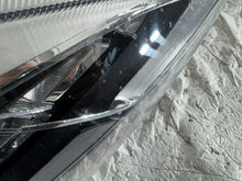 Laden Sie das Bild in den Galerie-Viewer, Frontscheinwerfer Ford Fiesta H1BB-13W029-AE Rechts Scheinwerfer Headlight SCH6242904363ck