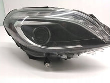 Laden Sie das Bild in den Galerie-Viewer, Frontscheinwerfer Mercedes-Benz W246 W242 030127127207 Xenon Rechts Headlight SCH7367787361hl