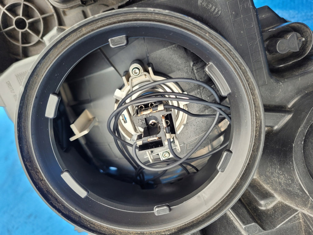 Frontscheinwerfer Opel Vivaro B 95517217 260102650R LED Rechts Headlight