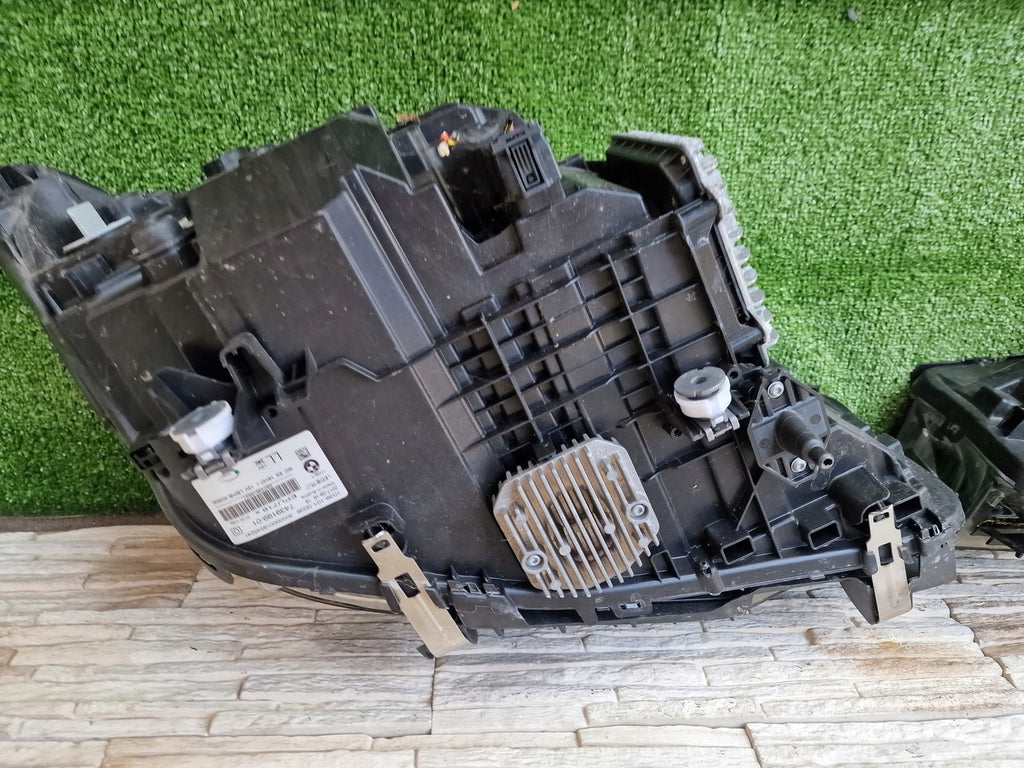 Frontscheinwerfer BMW 5 G31 G30 7439199-01 Ein Stück (Rechts oder Links)