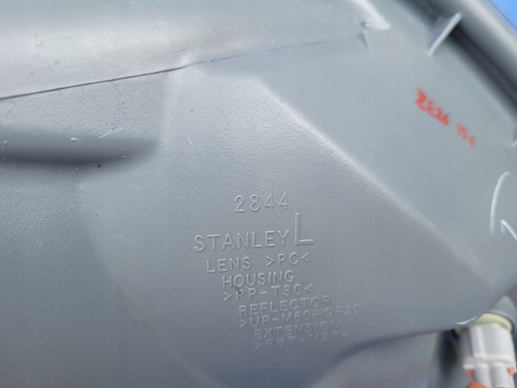 Frontscheinwerfer Toyota Yaris Verso Links Scheinwerfer Headlight