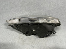 Load image into Gallery viewer, Frontscheinwerfer Seat Exeo 3R1941007E Xenon Links Scheinwerfer Headlight